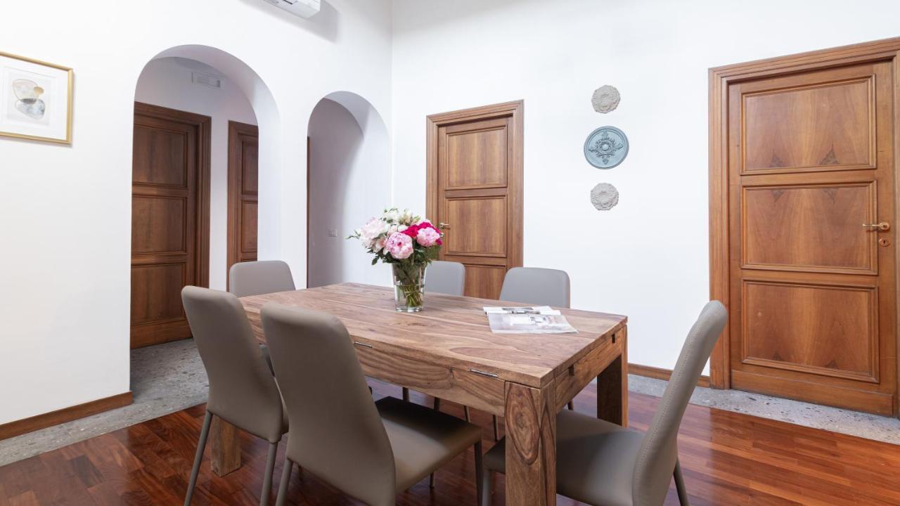 Italianway - Barberini Elegantia Apartments Roma Exterior photo