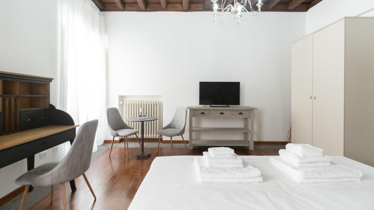 Italianway - Barberini Elegantia Apartments Roma Exterior photo